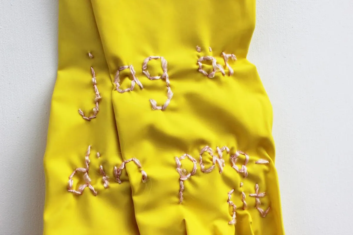 broderade diskhandskar