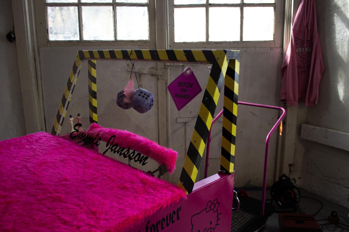 lådbil lådepa epa rosa raggare eparaggare querraggare queer bitchonboard raggartärningar tärningar